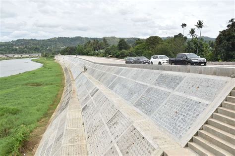 mega dike|DPWH Checks Progress of JICA.